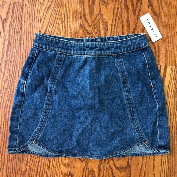 PacSun Dresses & Skirts - NEVER BEEN WORN W/ TAG PacSun Denim Tulip Skirt